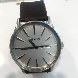 Nixon Sentry Watch (Leather Band)